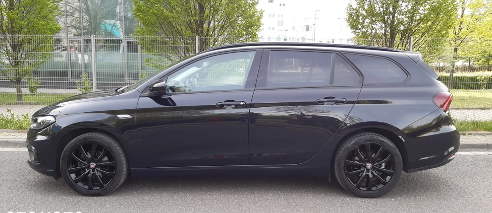 Fiat Tipo cena 49900 przebieg: 141000, rok produkcji 2017 z Wrocław małe 67